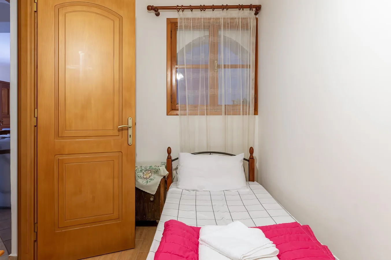 Moraki Apartment 1 interior view 10, Cycladic stay in Kapparia, Andros