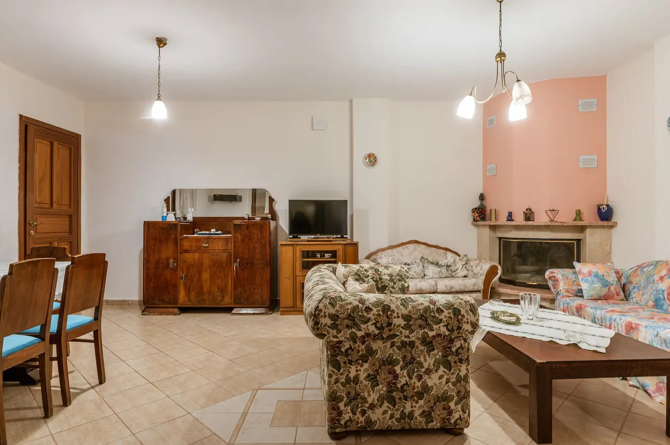 Moraki Apartment 1 interior view 13, Cycladic stay in Kapparia, Andros