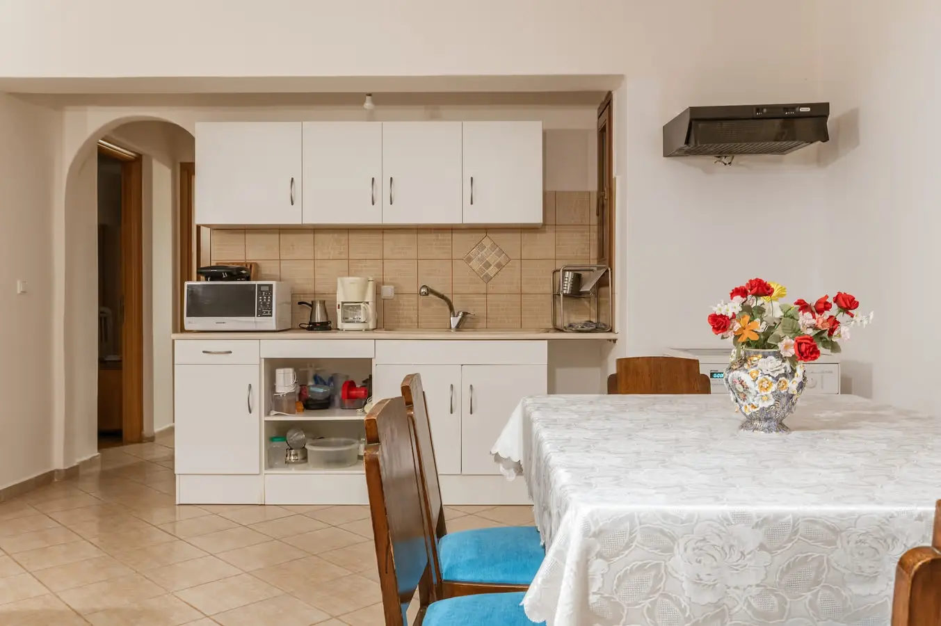 Moraki Apartment 1 interior view 3, Cycladic stay in Kapparia, Andros